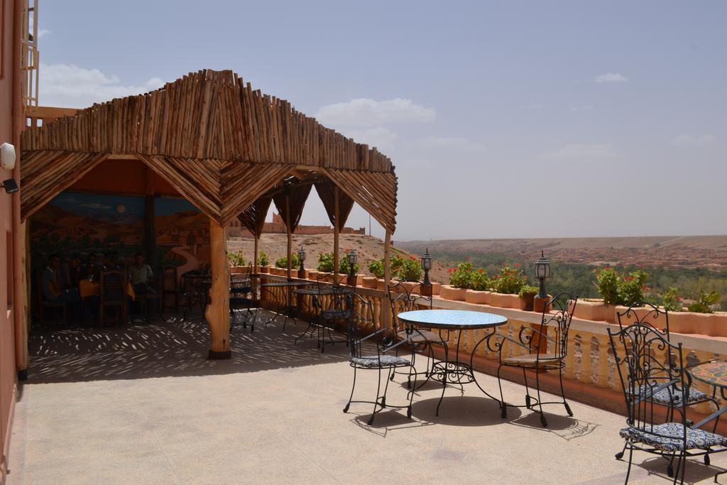 Hotel Almanader Boumalne الغرفة الصورة