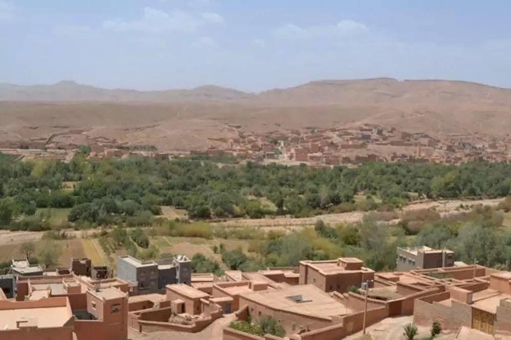 Hotel Almanader Boumalne المظهر الخارجي الصورة